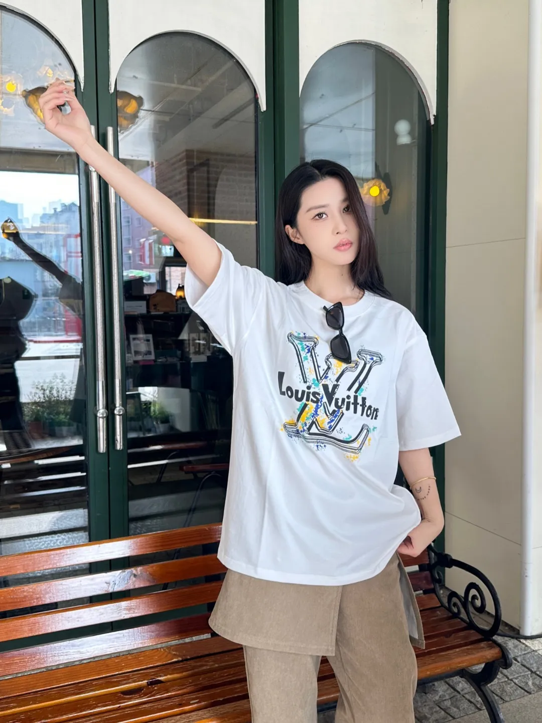 Louis Vuitton/Louis Vuitton graffiti large logo printed short sleeves